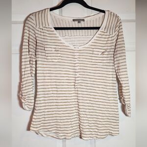 Retro-ology Striped Scoop Neck Button-Front Women's Top - Beige & White M